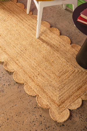 Jute Natural Runner Rug with Scalloped Edge