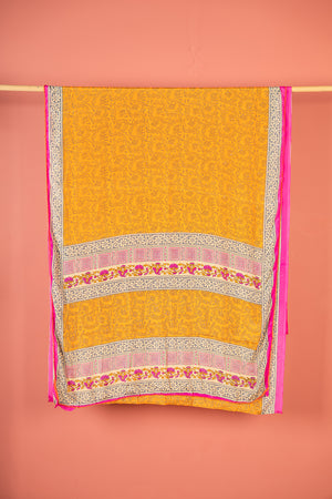 Vintage Rayon Sari - 5 Metres Long - 4728