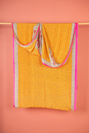 Vintage Rayon Sari - 5 Metres Long - 4728