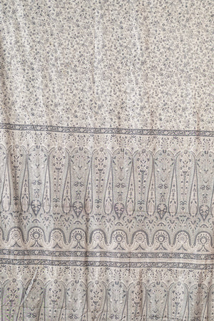 Vintage Rayon Sari - 5 Metres Long - 4736