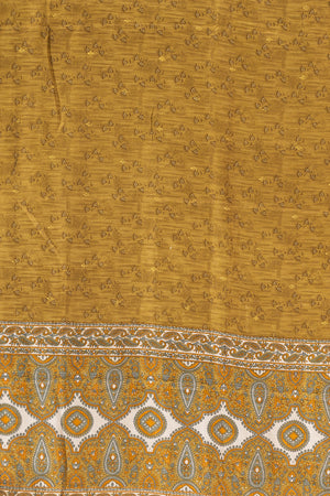 Vintage Rayon Sari - 5 Metres Long - 4747