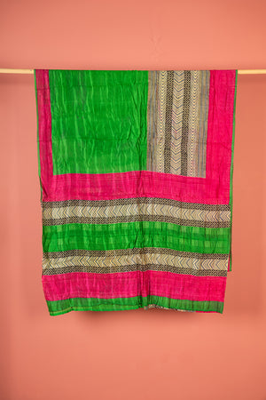 Vintage Rayon Sari - 5 Metres Long - 4752