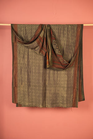 Vintage Rayon Sari - 5 Metres Long - 4766