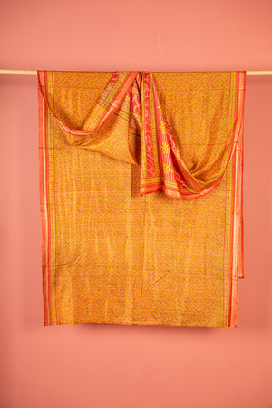Vintage Rayon Sari - 5 Metres Long - 4773