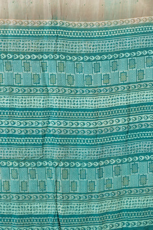 Vintage Rayon Sari - 5 Metres Long - 4789