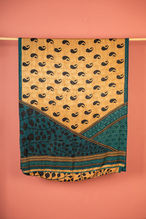 Vintage Rayon Sari - 5 Metres Long - 4791