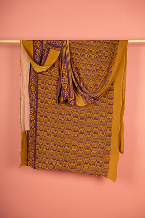 Vintage Rayon Sari - 5 Metres Long - 4819