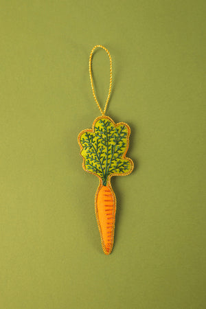 Carrot Decoration (Virgin Plastic Free)
